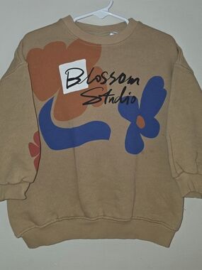 Blossom Studio floral graphic sweatshirt